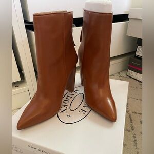 Steve Madden Trista Cognac Ankle Boots, Size 7.5